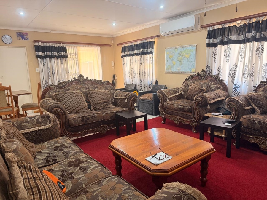 4 Bedroom Property for Sale in Cambridge Eastern Cape